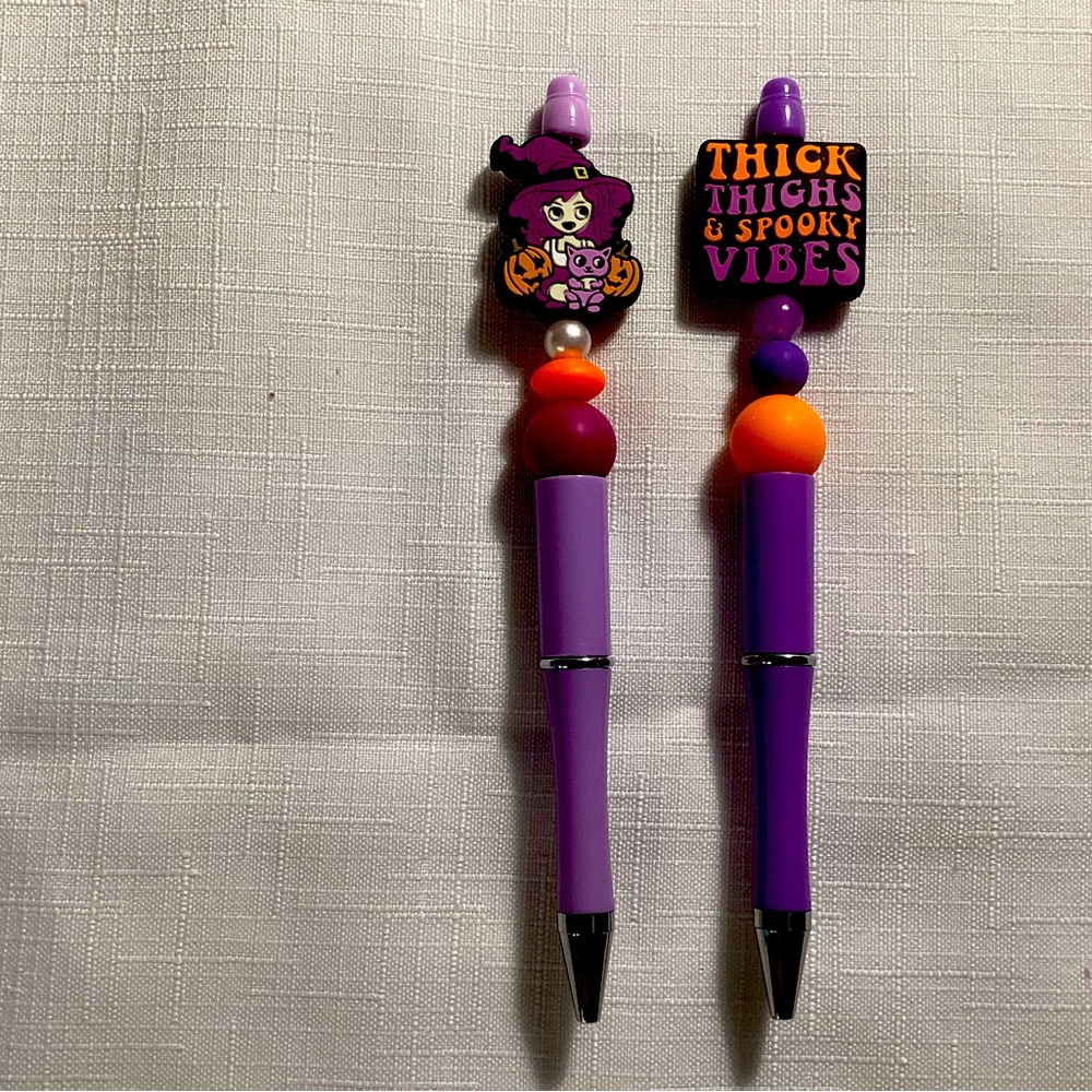 Decorative Halloween pens